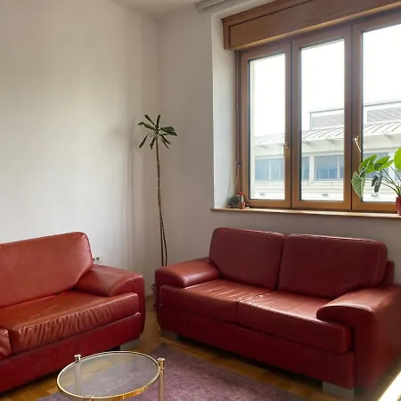 Heart Of The Big 1br On Independence Square Apartament