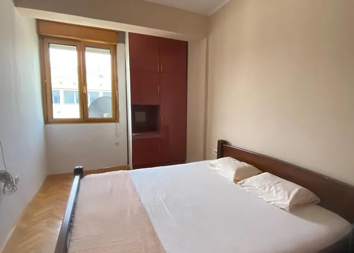 Heart Of The Big 1br On Independence Square Apartament *